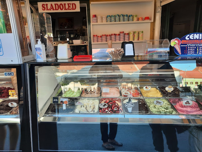 Sladoledarna M, Demiri Basri S.P.