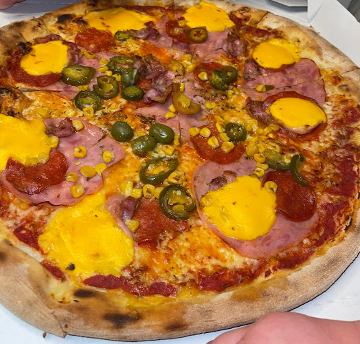 Pozza priprava in dostava jedi, Anže Potisek s.p. - Sava