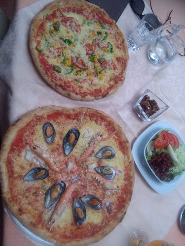 Opinii despre Bistro-Pizzerija Fontana în Dob - Gastronomija in gostinstvo