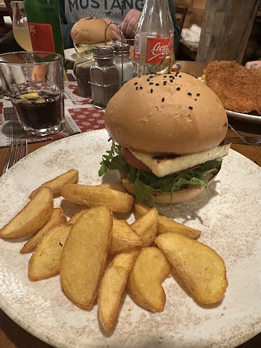 Restavracija Central Bled - Gastronomija in gostinstvo