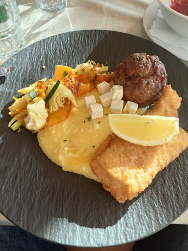 Opinii despre Restavracija Potočka, Therme Snovik în Laze v Tuhinju - Gastronomija in gostinstvo