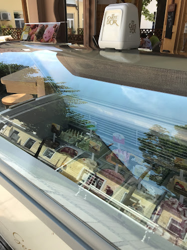 Kavarna Bar Sladolednica / Icecream caffe Pod Kostanjem - Rogaška Slatina