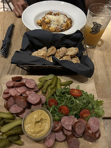 Poštna ulica 3, 2000 Maribor