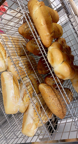 EURO PEKARNA IN ŠLAŠČIČARNA VIČ - Gastronomija in gostinstvo