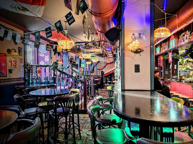 Opinii despre Harat's pub în Ljubljana - Gastronomija in gostinstvo