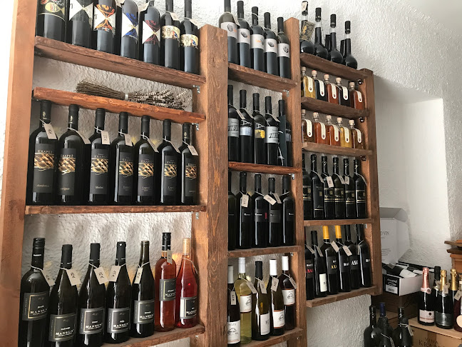 Opinii despre Vinoteka Štorija în Ljubljana - Gastronomija in gostinstvo