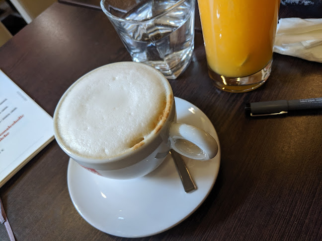 Comentarii opinii despre Opera Bar