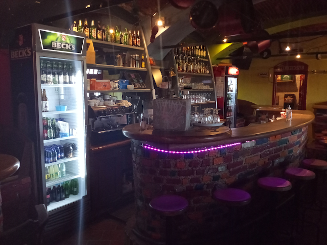 Opinii despre Lukna punk rock&roll Bar (ex Downtown) în Kranj - Gastronomija in gostinstvo