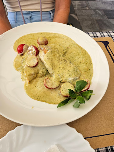 Julija - Gastronomija in gostinstvo