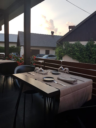 Gostilna Čubr - Gastronomija in gostinstvo