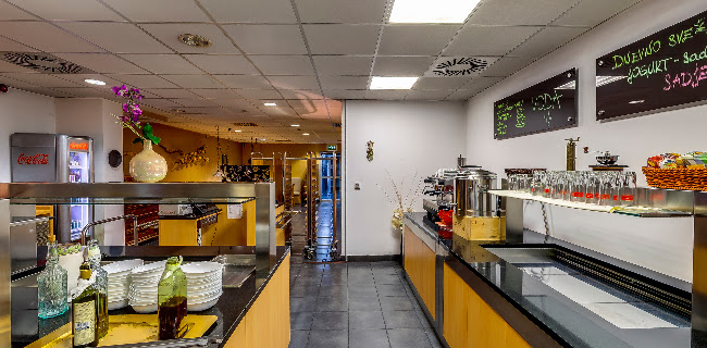 Restavracija Modri kvadrat