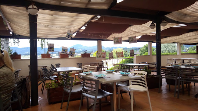 Restavracija Jezero - Gastronomija in gostinstvo