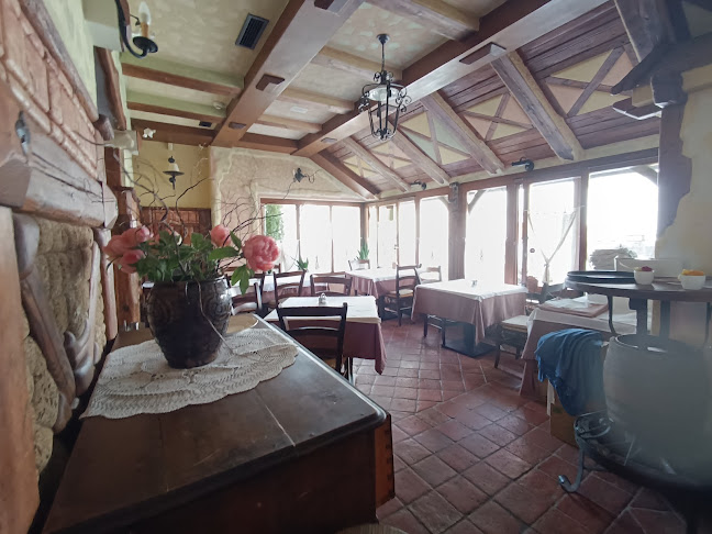 stalca pri vodniku - Gastronomija in gostinstvo