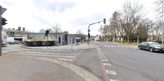 Opinii despre Domači kruhek pekarstvo d.o.o. în Ljubljana - Gastronomija in gostinstvo