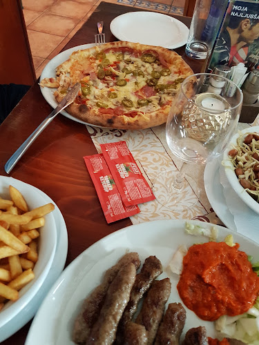 Comentarii opinii despre Villa Monde