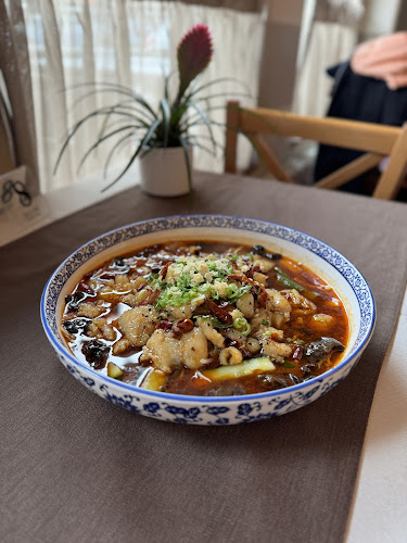 Comentarii opinii despre Beli labod 2（白天鹅餐厅）