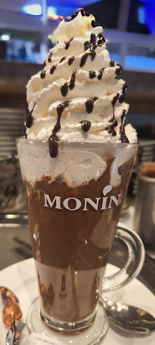 Park Kavarna Žalec - Gastronomija in gostinstvo