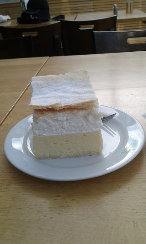 Marché Lom I - Logatec