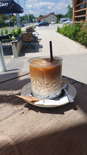 Opinii despre Kavarna Stacion în Ribnica - Gastronomija in gostinstvo
