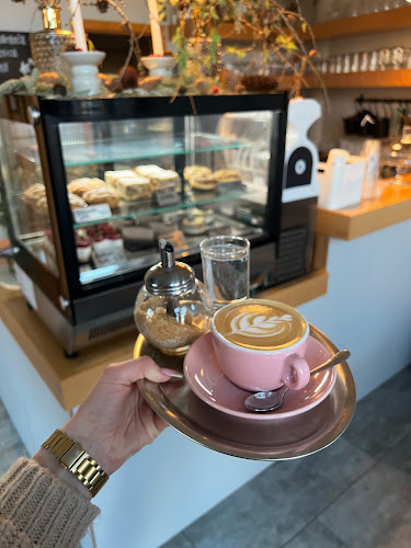 Opinii despre Mini kavarnica în Slovenska Bistrica - Gastronomija in gostinstvo