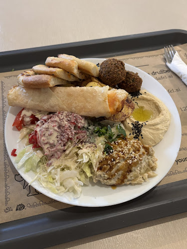 Abi Falafel - Gastronomija in gostinstvo