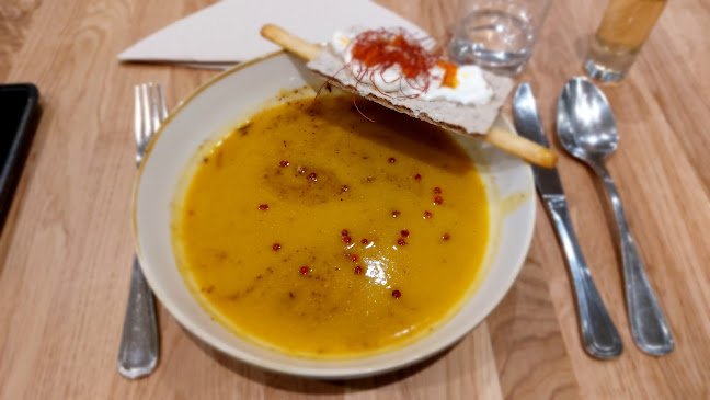 Burger Bar - Gastronomija in gostinstvo