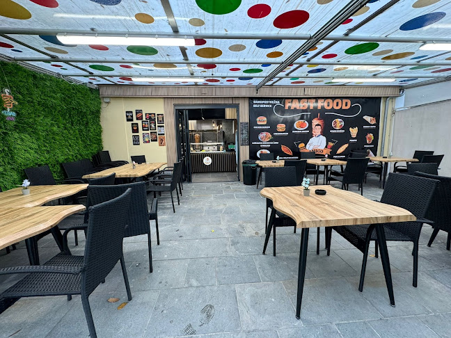 Drevored 1. maja 1, 6310 Izola