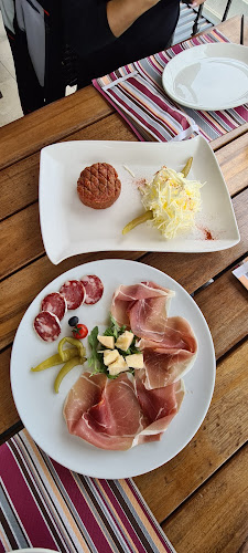 Plešivo, 38 - Goriška Brda, Slovenija, 5212 Dobrovo