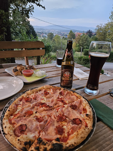 Sveti Rock - Gastronomija in gostinstvo