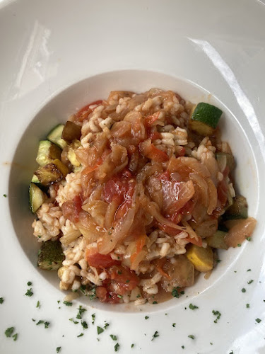 Malca mimogrede - Gastronomija in gostinstvo