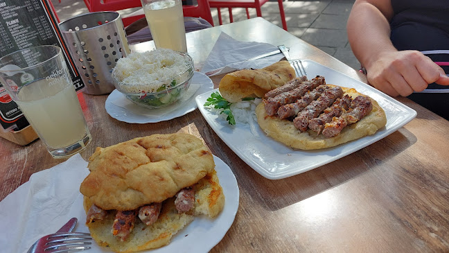 Comentarii opinii despre Das Ist Walter - Škofja Loka