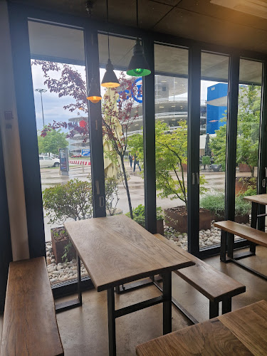 Jurčkova Cesta 225, 1000 Ljubljana