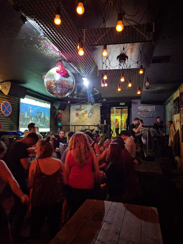 Bar 'Shooters' - Gastronomija in gostinstvo