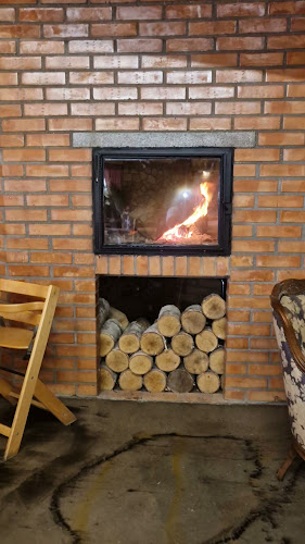 Opinii despre LESKOVAČKI ŽAR KORDUN în Kamnik - Gastronomija in gostinstvo