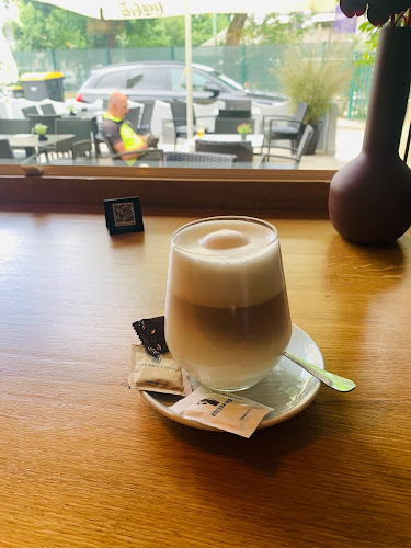 Hugo Bar - Gastronomija in gostinstvo