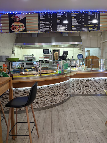Fast food 'Magic' - Gastronomija in gostinstvo
