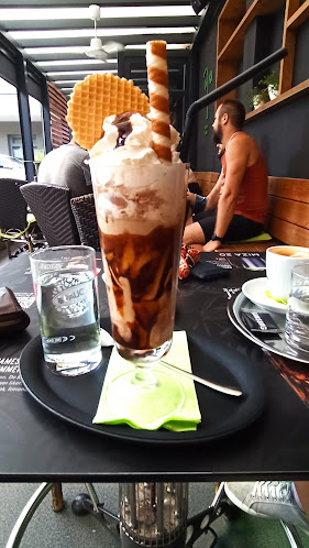 Comentarii opinii despre Art Cafe