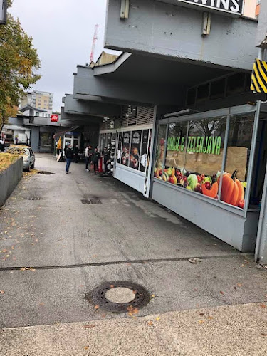 Comentarii opinii despre Fast food Twins (Celovška)