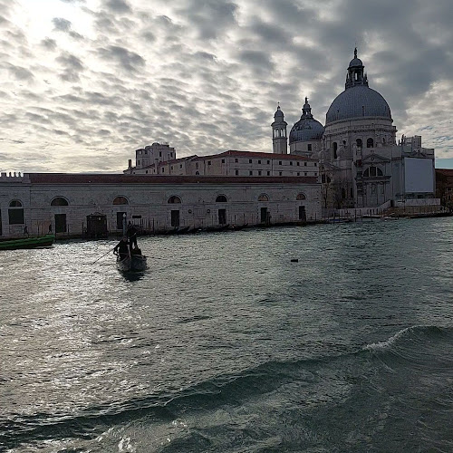 Zdraviliški trg 24, 3250 Rogaška Slatina