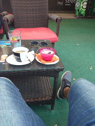 Opinii despre Aurora în Ljubljana - Gastronomija in gostinstvo