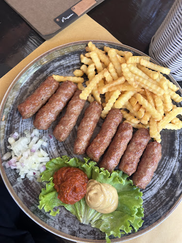 Opinii despre Grill Restaurant Lipa în Kobarid - Gastronomija in gostinstvo