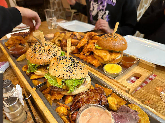 Gold pub Radlje - Gastronomija in gostinstvo