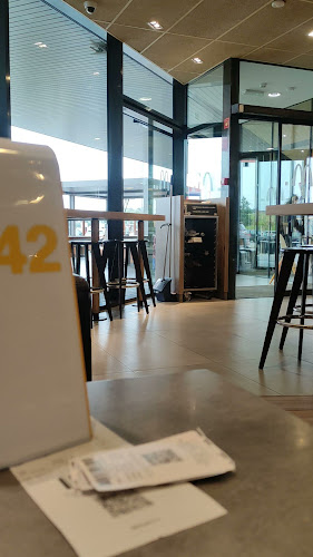 McDonald's Petrol Maribor - Gastronomija in gostinstvo