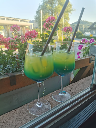 Comentarii opinii despre Dnevni bar forum 40, Mihela Zupanc s.p