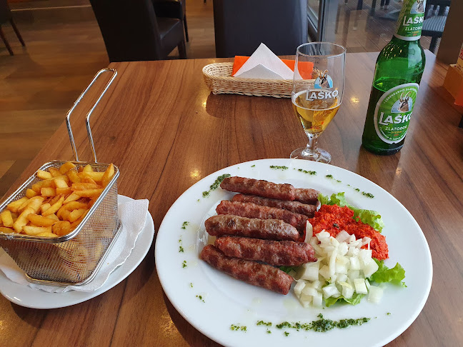 Maxim Sevnica trgovina in gostinstvo D.O.O.; PE pizzerija Maxim - Gastronomija in gostinstvo