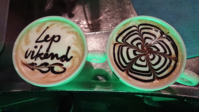 Zimzelen bar - Gastronomija in gostinstvo