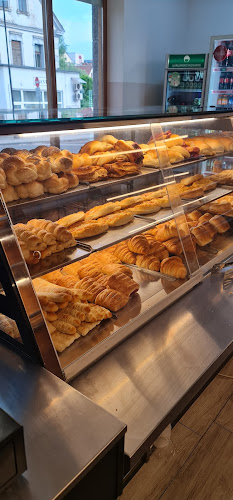 Novomeška pekarna in slaščičarna - Gastronomija in gostinstvo