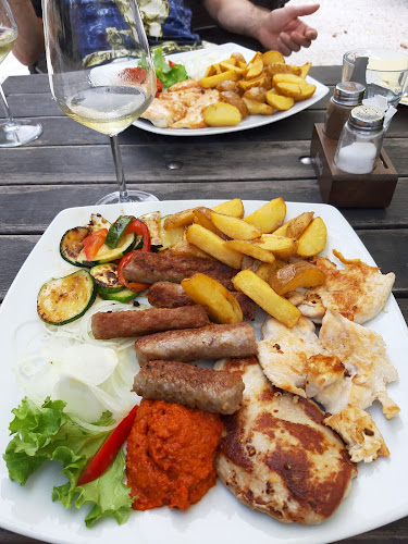 Opinii despre Restavracija in picerija Trnovski zvon în Ljubljana - Gastronomija in gostinstvo