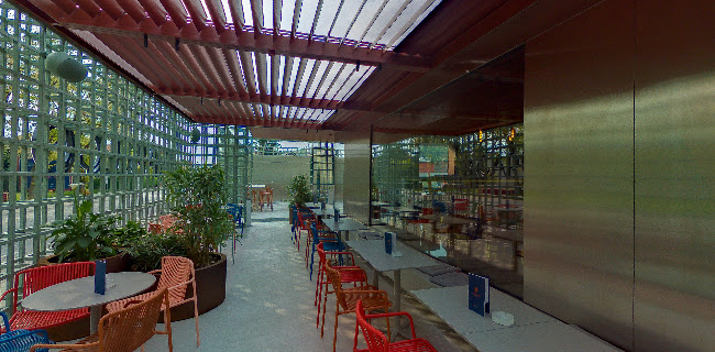 Opinii despre Acapulco Lounge Bar în Ljubljana - Gastronomija in gostinstvo