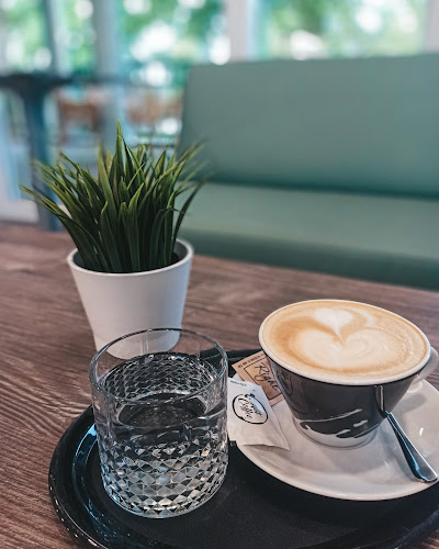 Kavarna in Slaščičarna Brglez Šempeter